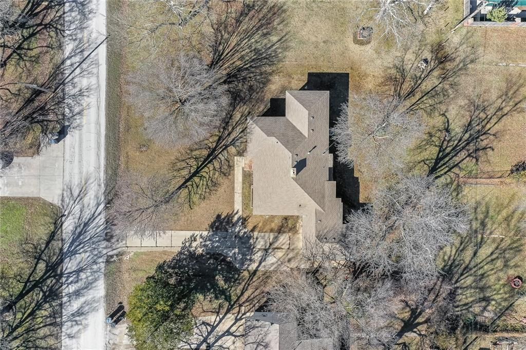 703 S Overlook Drive — photo 31