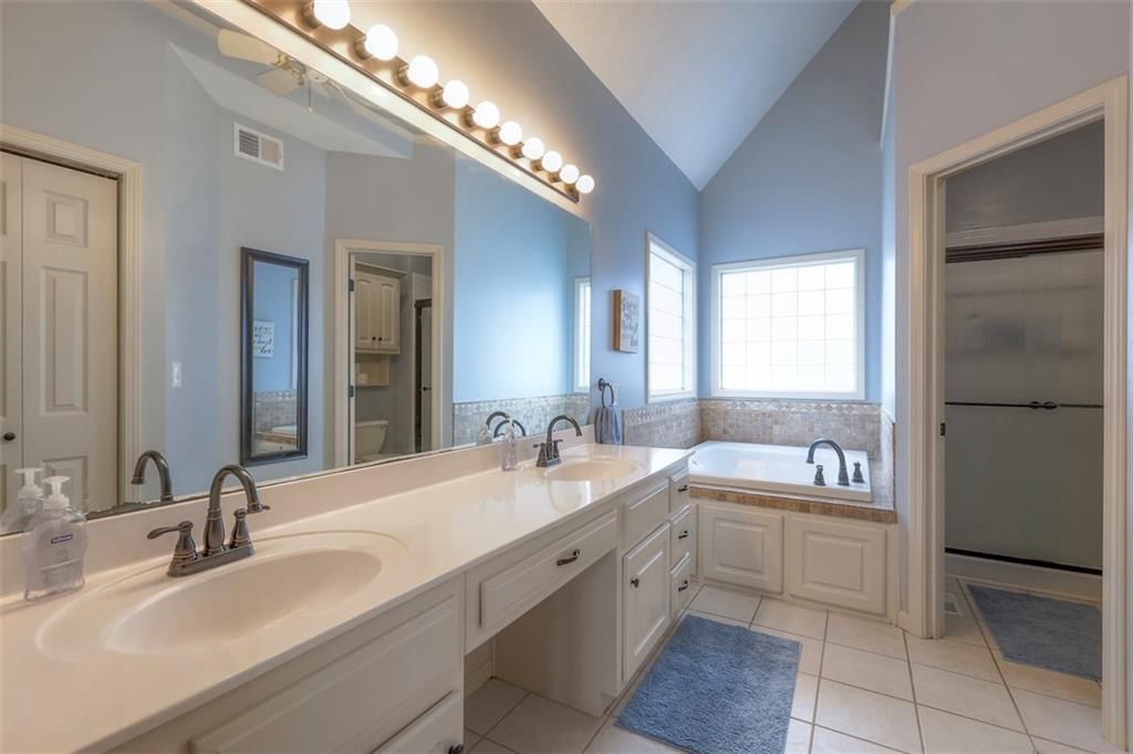 4212 SE Saddlebrook Circle — photo 31