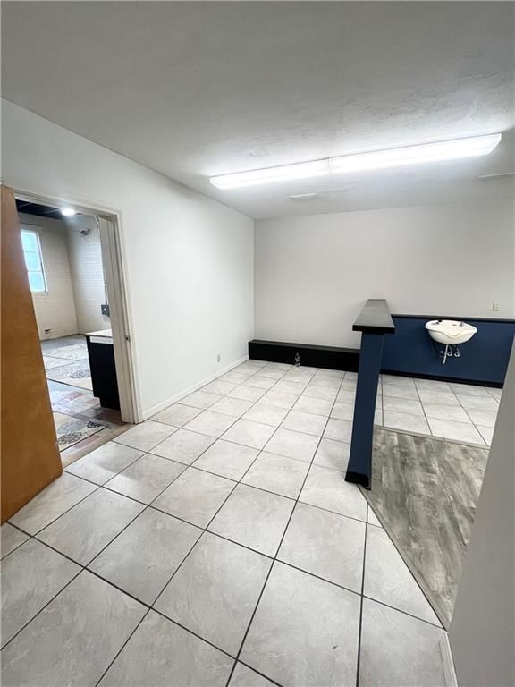 16 N Grant Avenue — photo 23