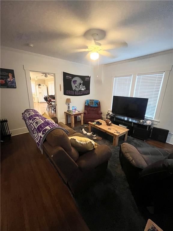 16 N Grant Avenue — photo 36