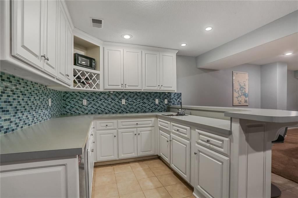 16311 S Central Street — photo 18