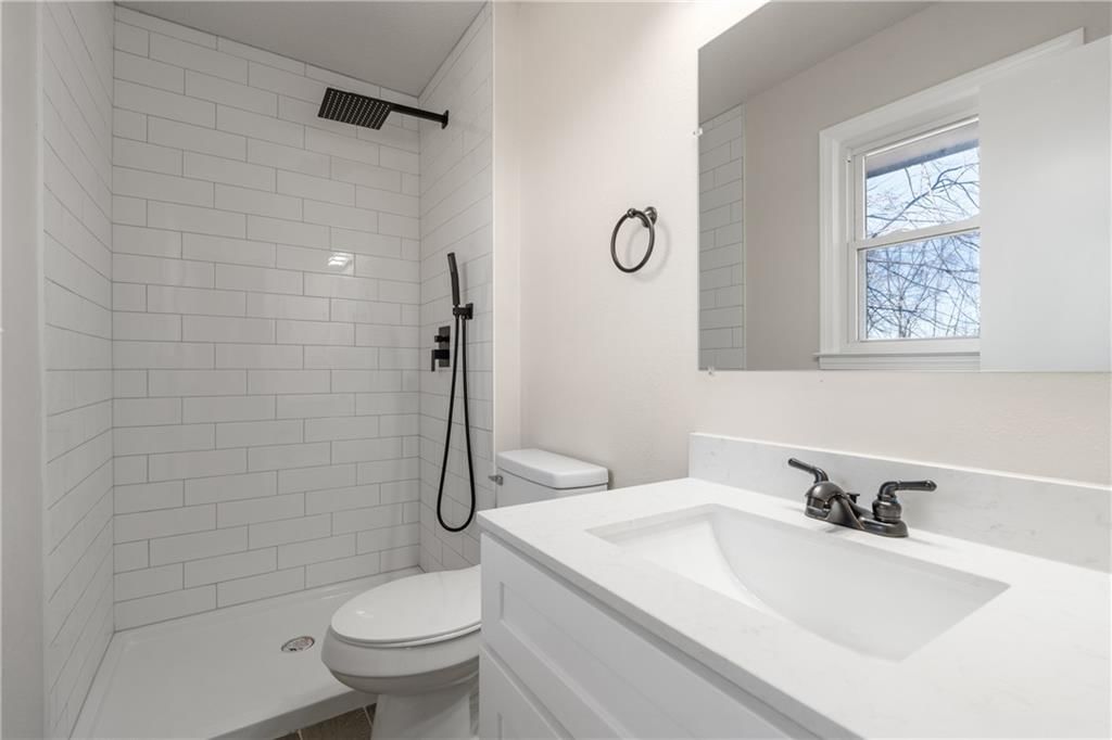 8204 E 166th Street — photo 18