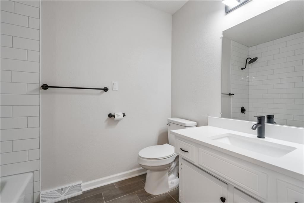 8204 E 166th Street — photo 21