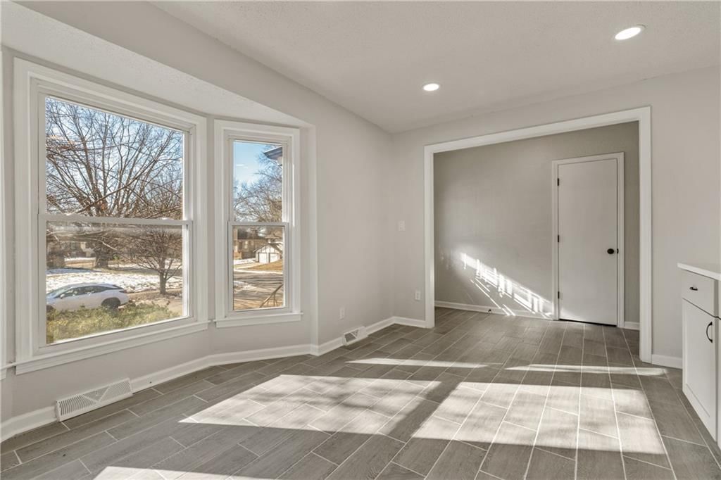 8204 E 166th Street — photo 9