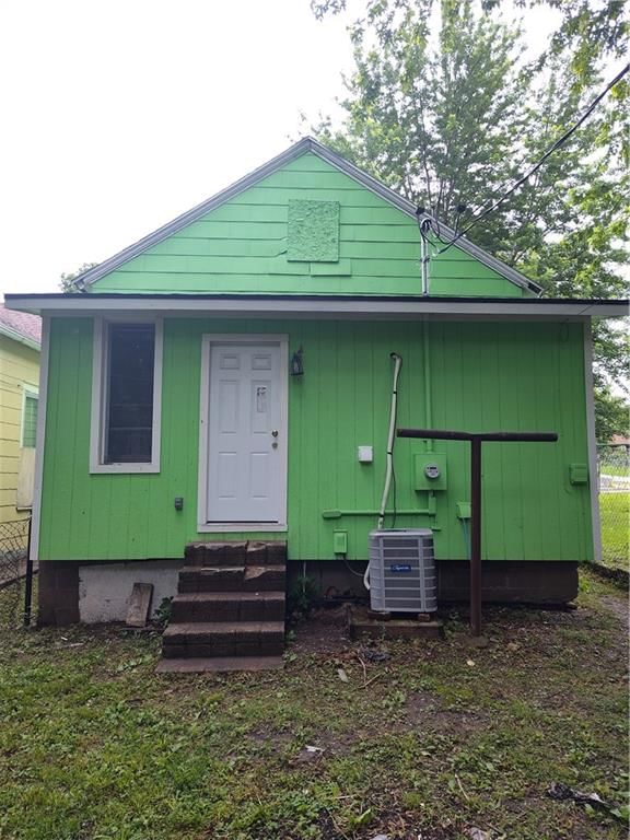 1830 Lister Avenue — photo 14