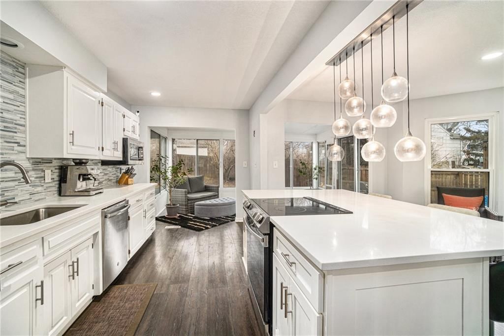 6129 Hodges Drive — photo 11