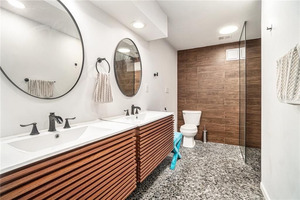 6129 Hodges Drive — photo 16