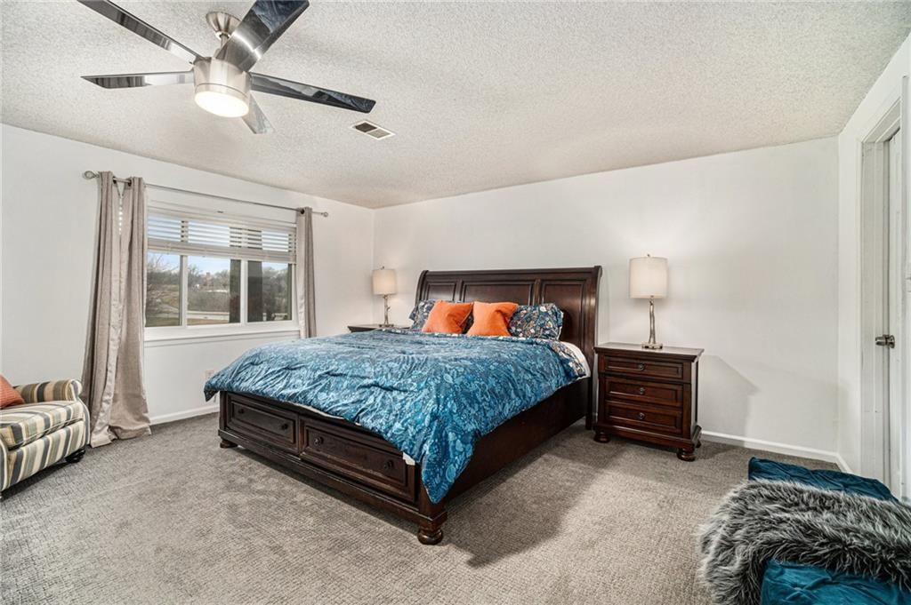 6129 Hodges Drive — photo 18