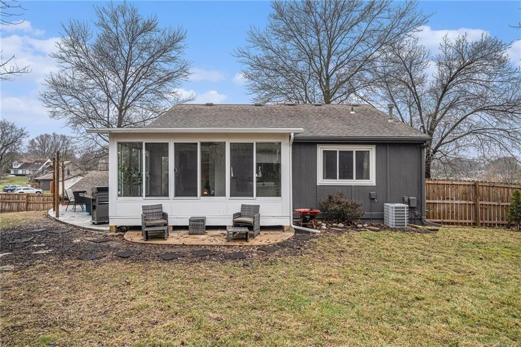 6129 Hodges Drive — photo 25