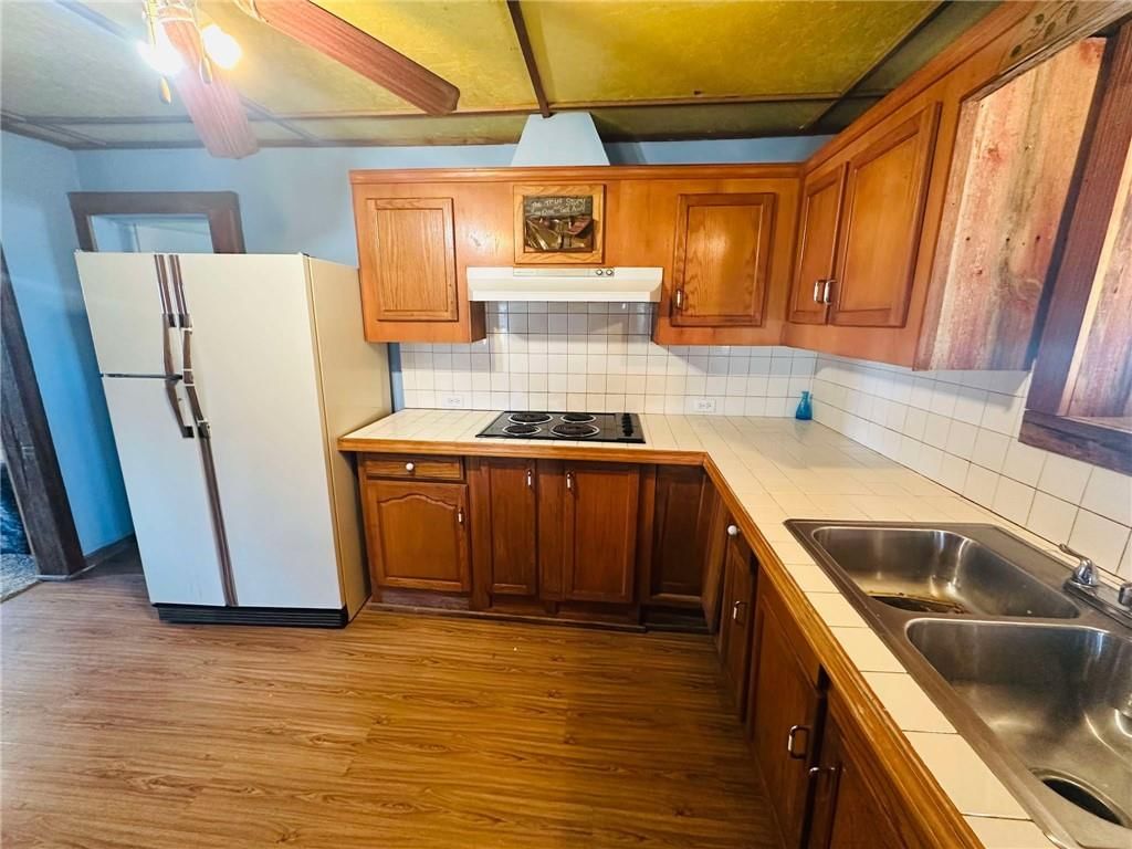 1383 Railroad Avenue — photo 20