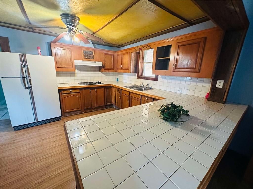 1383 Railroad Avenue — photo 23