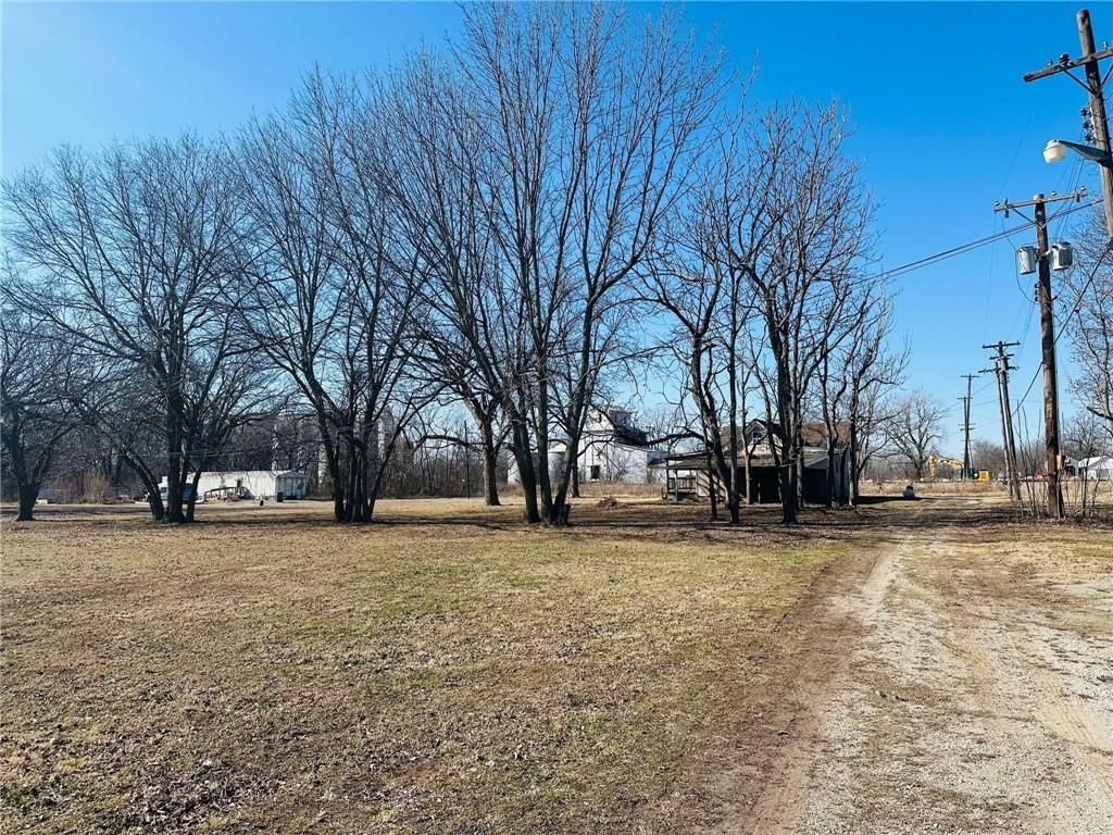 1383 Railroad Avenue — photo 31