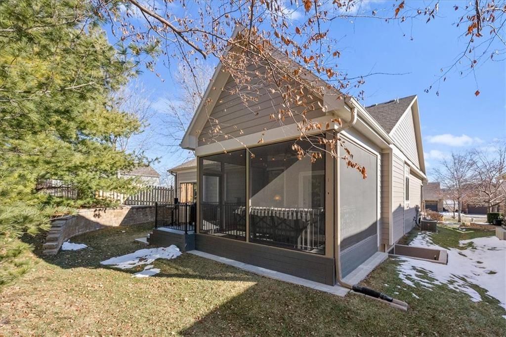 8510 Barstow Street — photo 34
