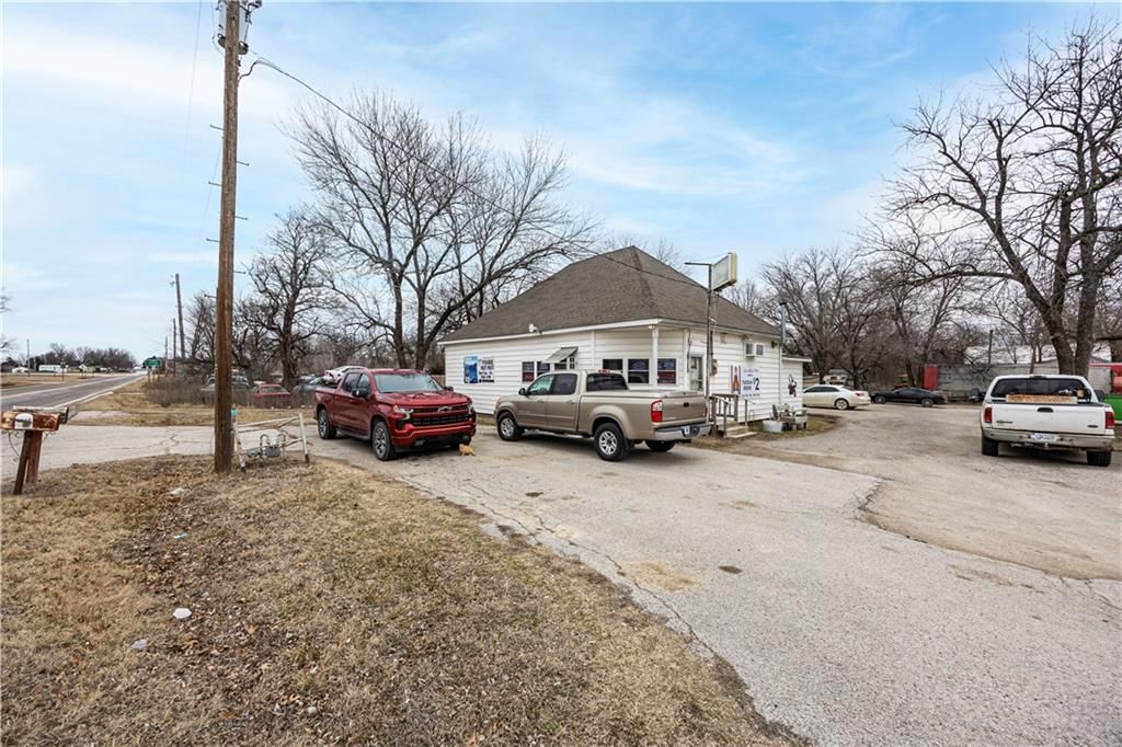 1306 Quincy Street — photo 32