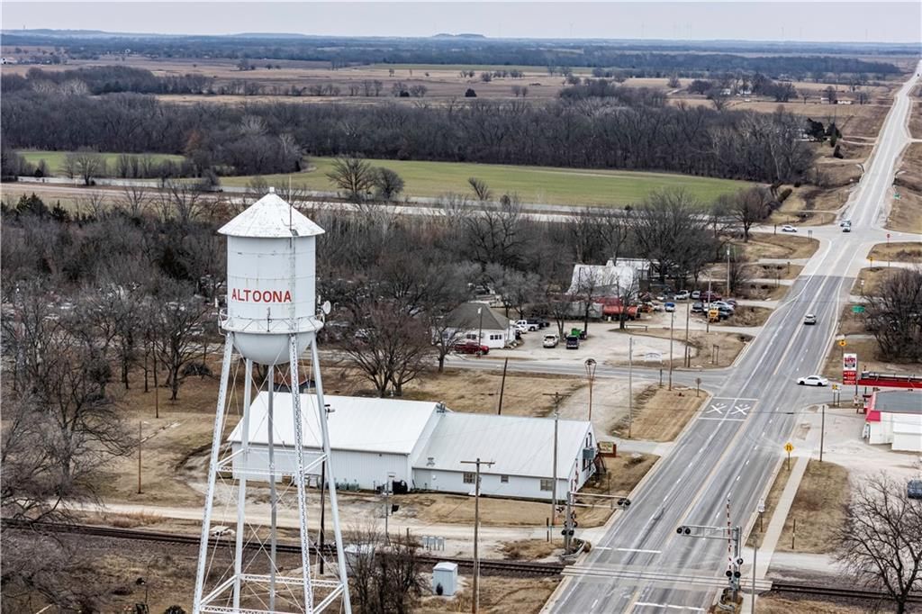 1306 Quincy Street — photo 34