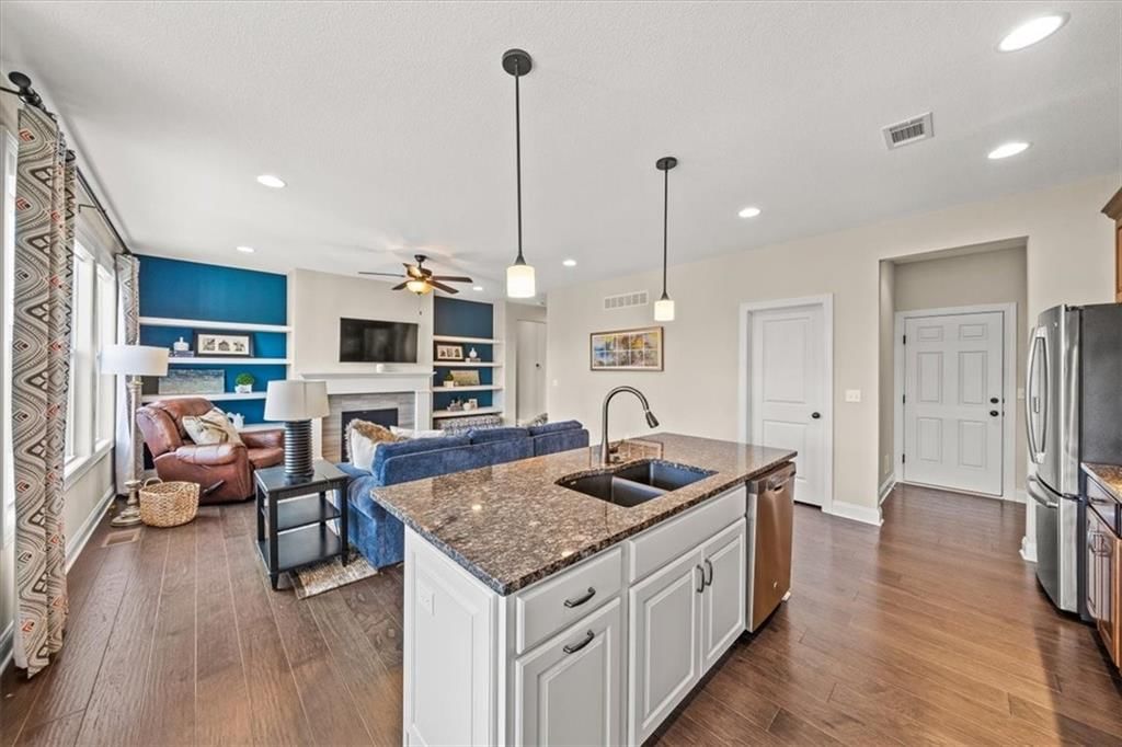 14313 S Houston Street — photo 8