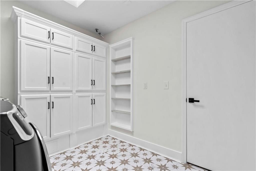 7500 N Amity Avenue — photo 38