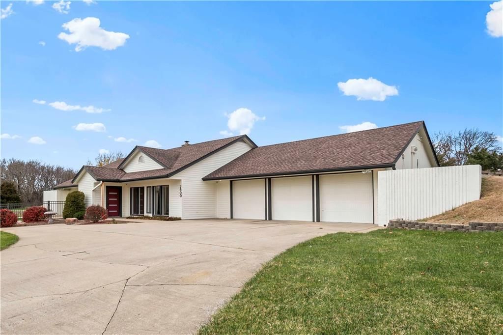 7500 N Amity Avenue — photo 51