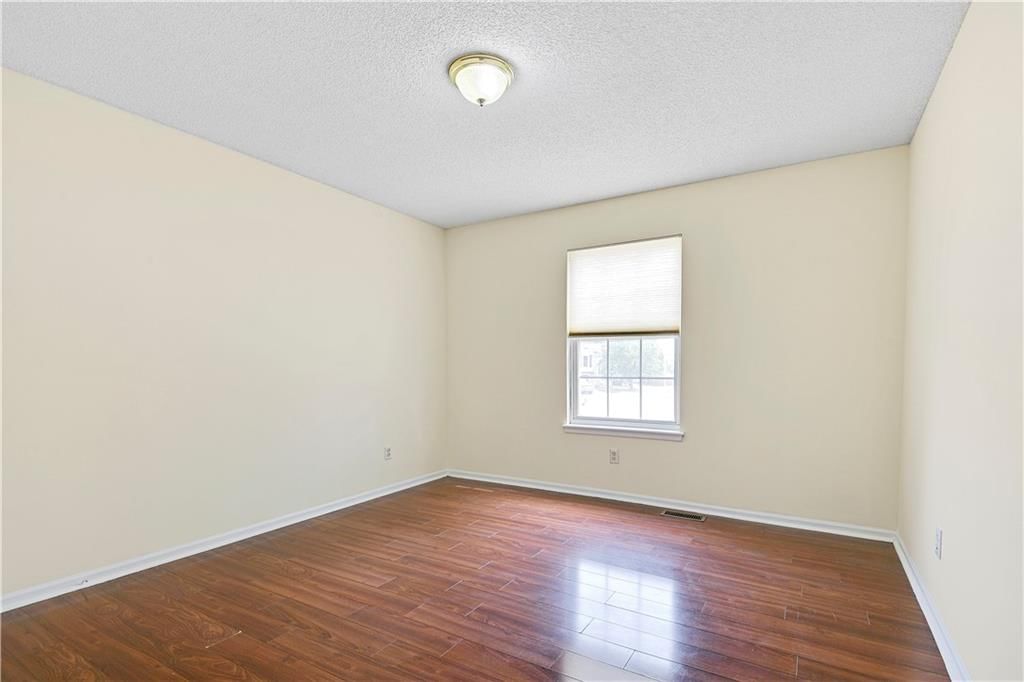 410 NE Woodbury Drive — photo 17