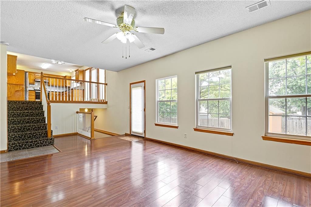 410 NE Woodbury Drive — photo 21
