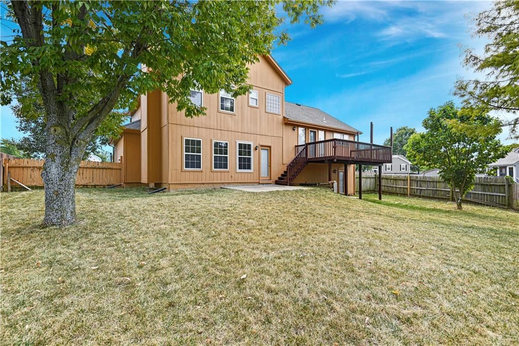 410 NE Woodbury Drive — photo 26