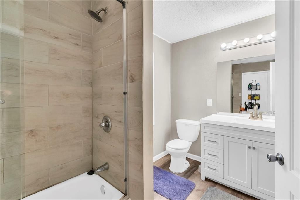 428 Askew Avenue — photo 19