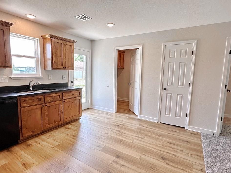 319 W Hainline Road — photo 13