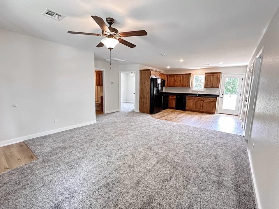 319 W Hainline Road — photo 5