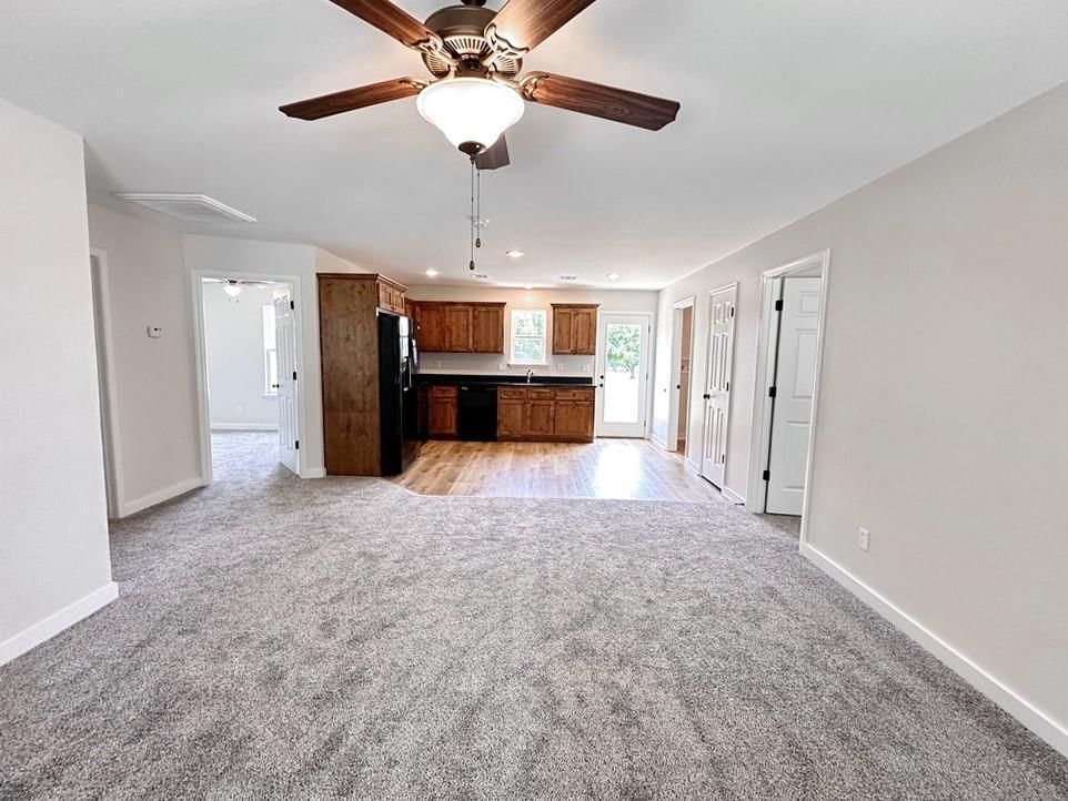 319 W Hainline Road — photo 6