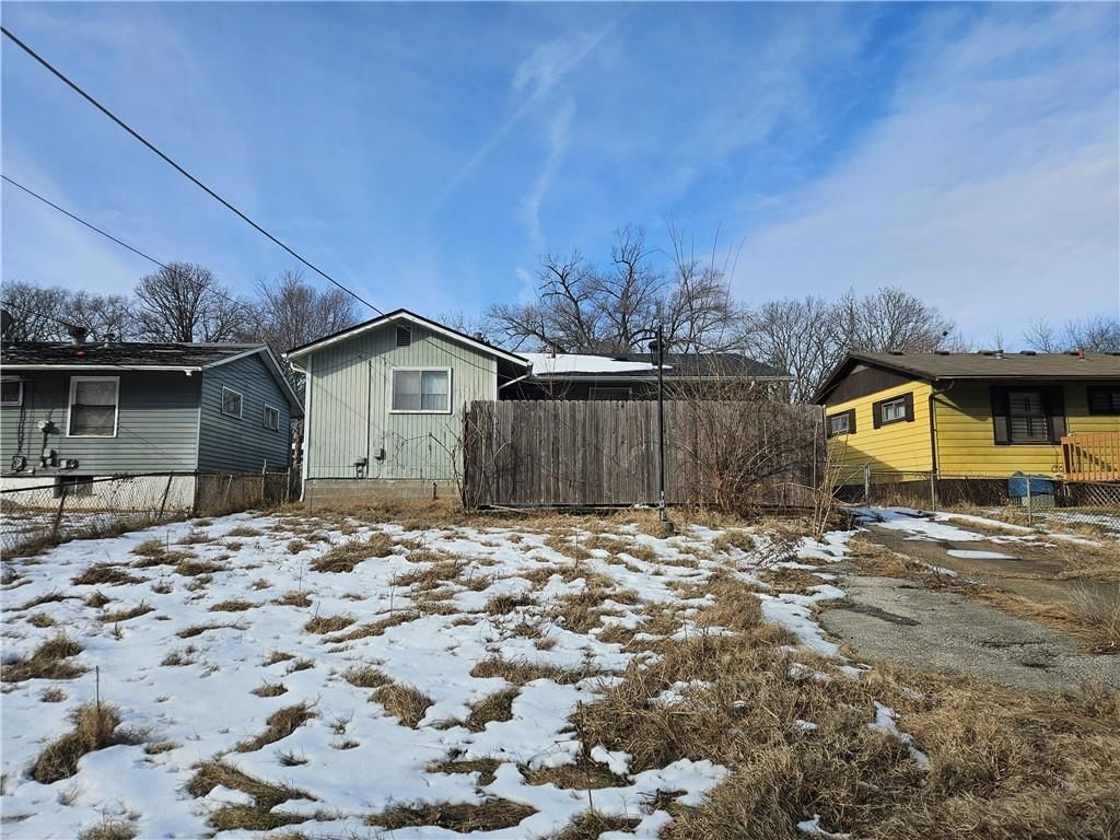 3927 Kensington Avenue — photo 14