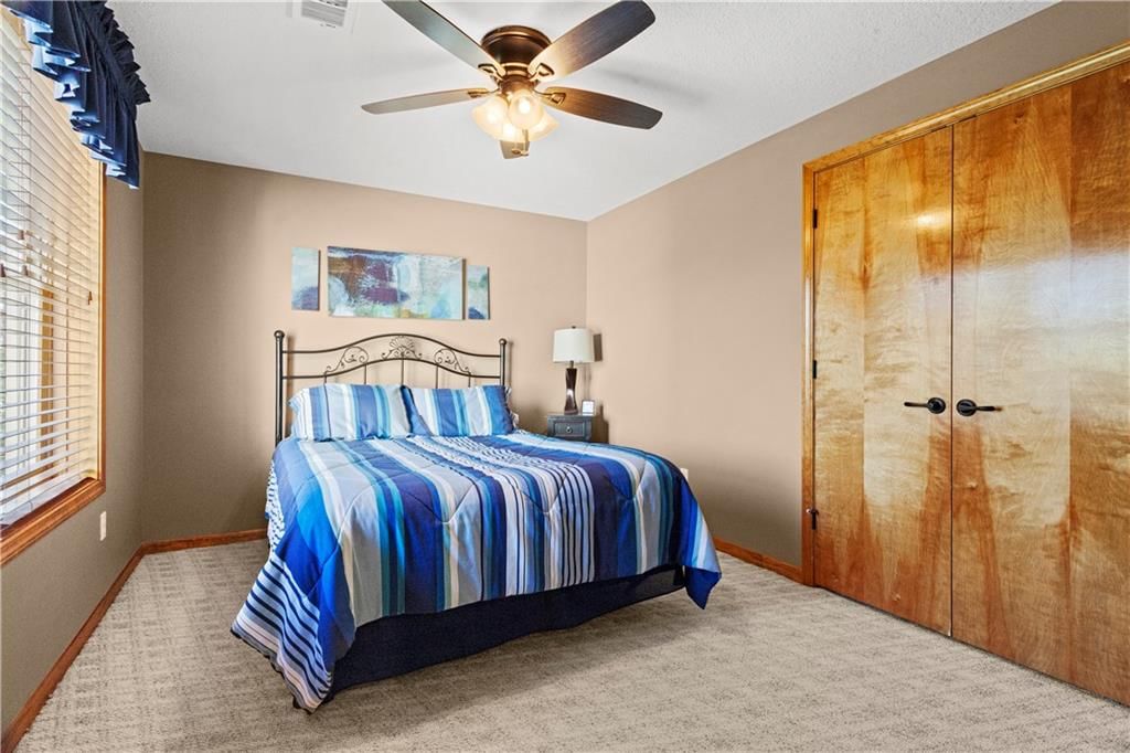 1411 NE Valley Forge Drive — photo 34