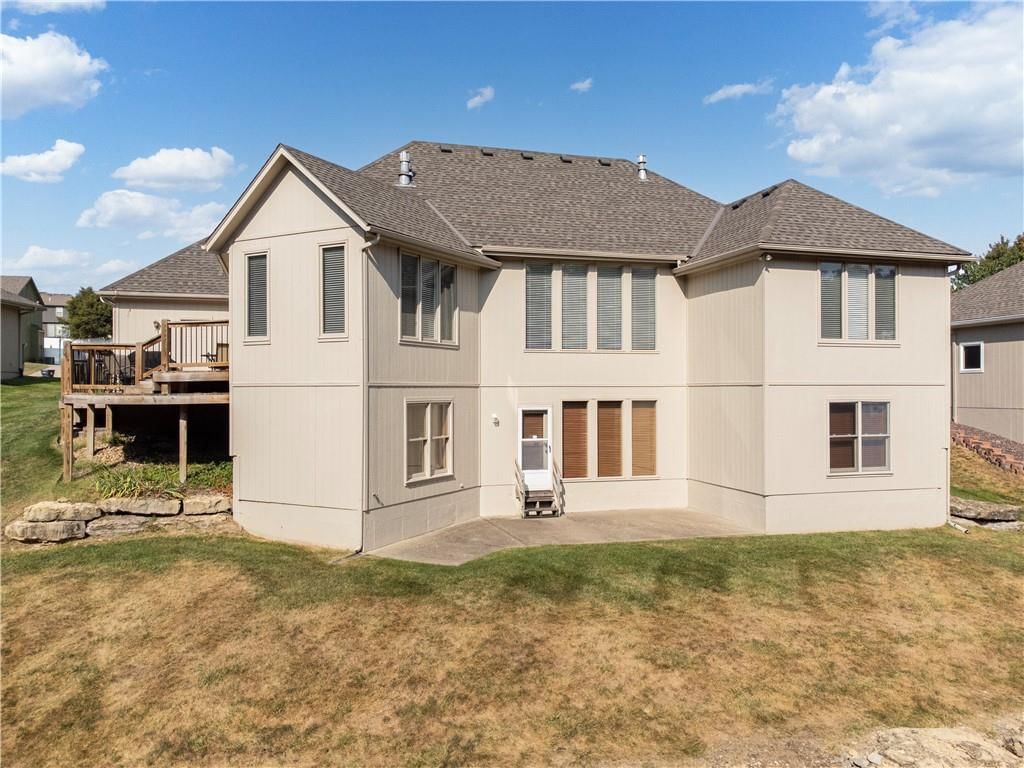 1411 NE Valley Forge Drive — photo 36