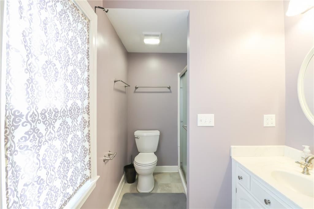 104 E Hunt Avenue — photo 42