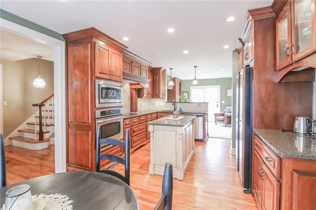 104 E Hunt Avenue — photo 9