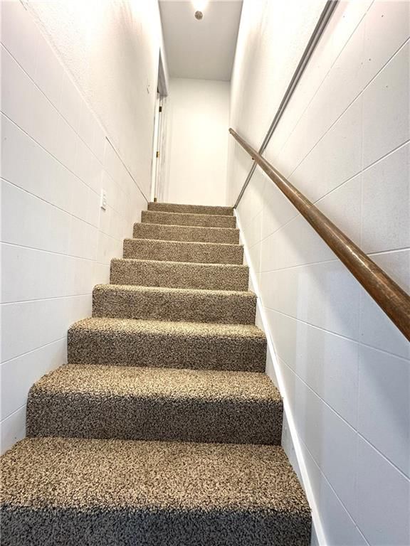 307 W Spruce Street — photo 17