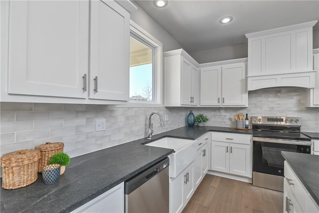 19488 W 114th Terrace — photo 38