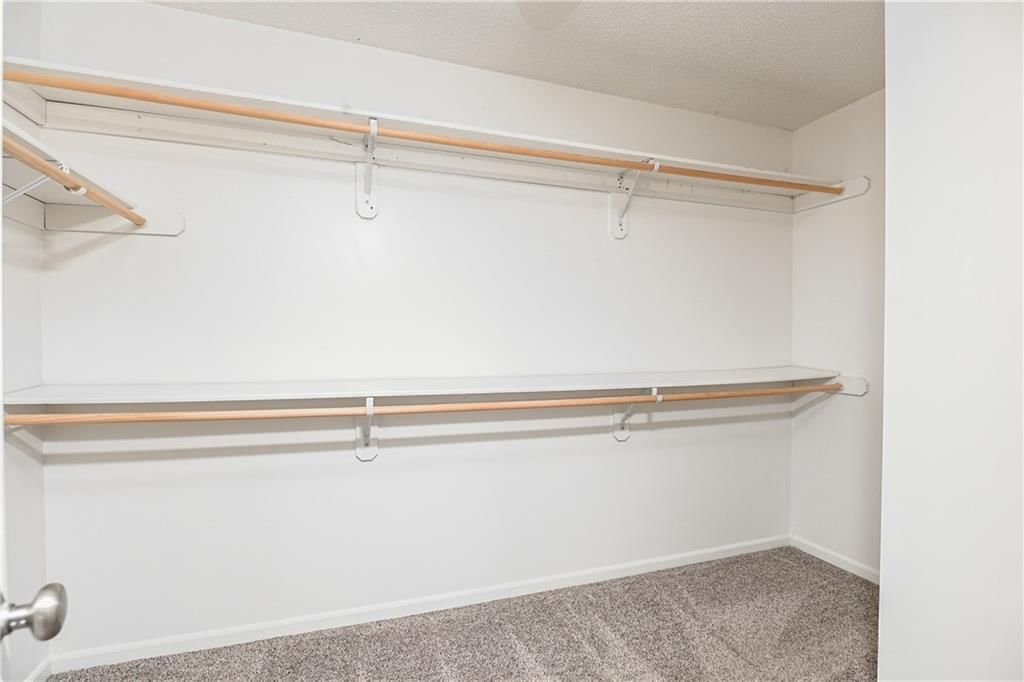 256 N Hedge Lane — photo 30