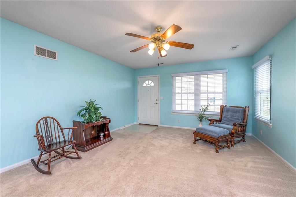 527 STAR Drive — photo 8
