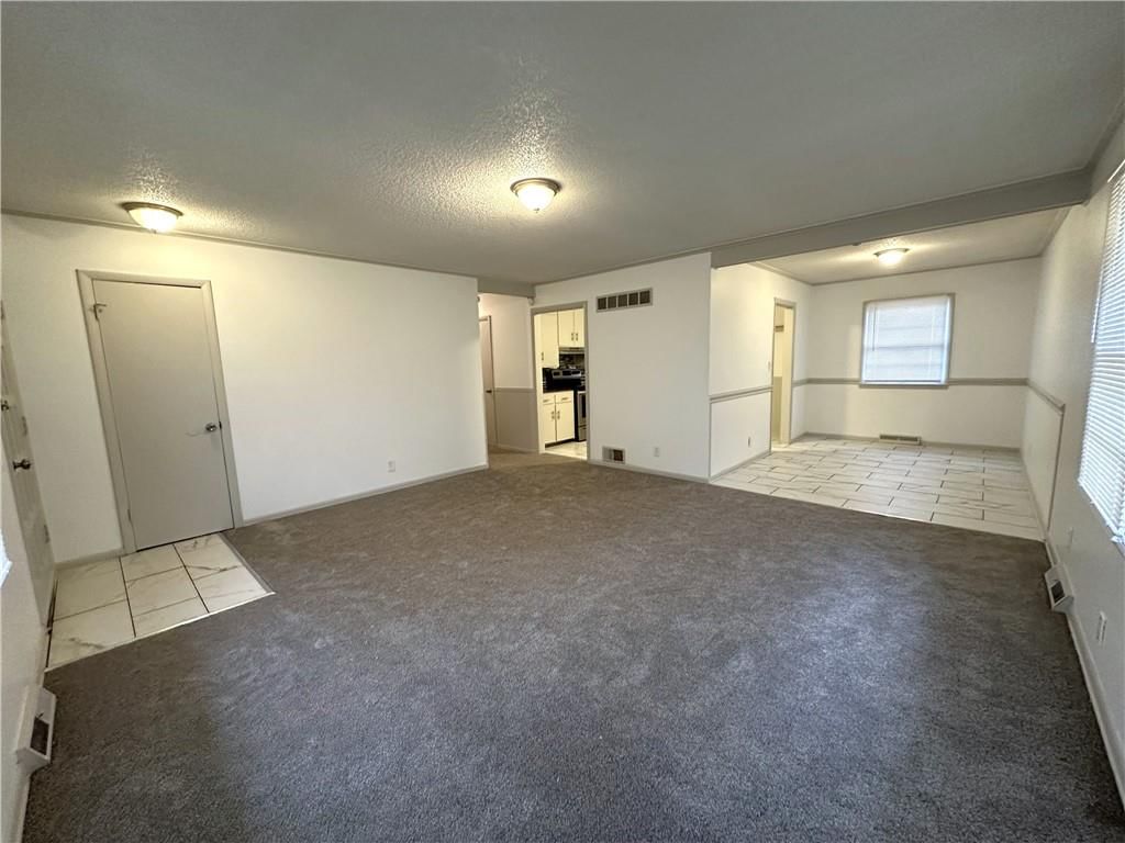 8307 Manning Avenue — photo 2