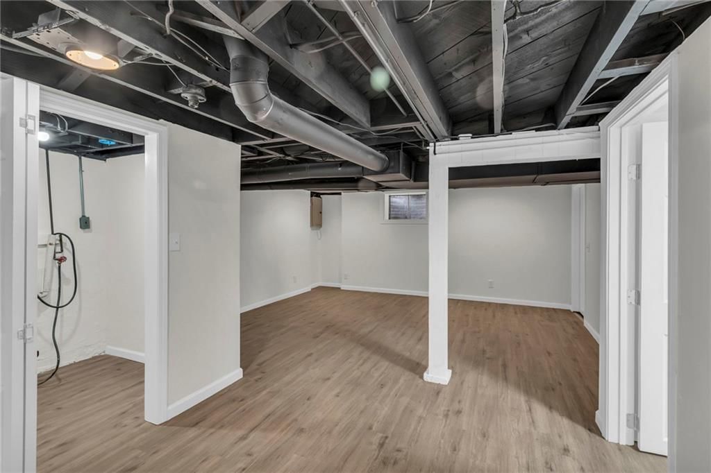 1237 S Claremont Street — photo 13