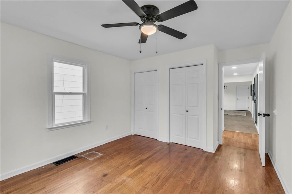 1237 S Claremont Street — photo 8