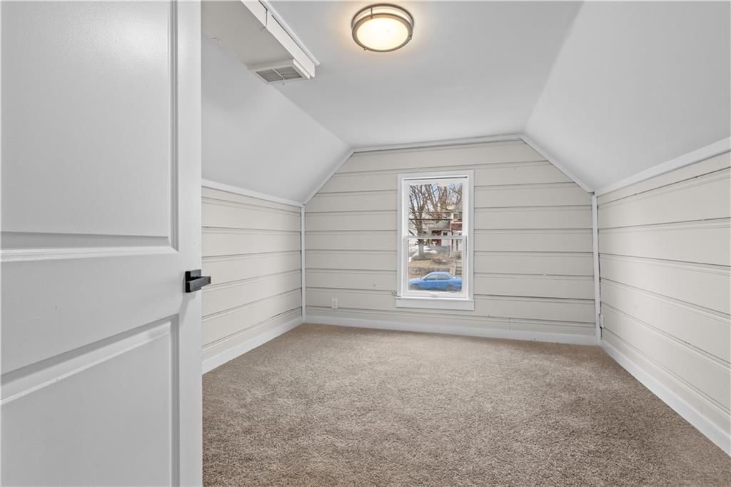 720 S Overton Avenue — photo 13