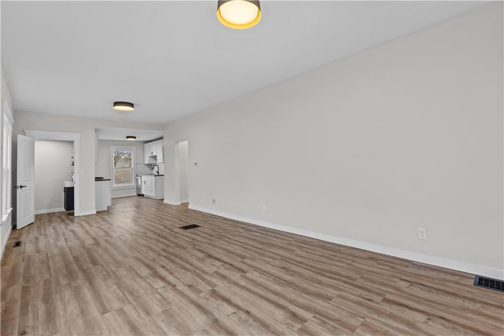 720 S Overton Avenue — photo 20