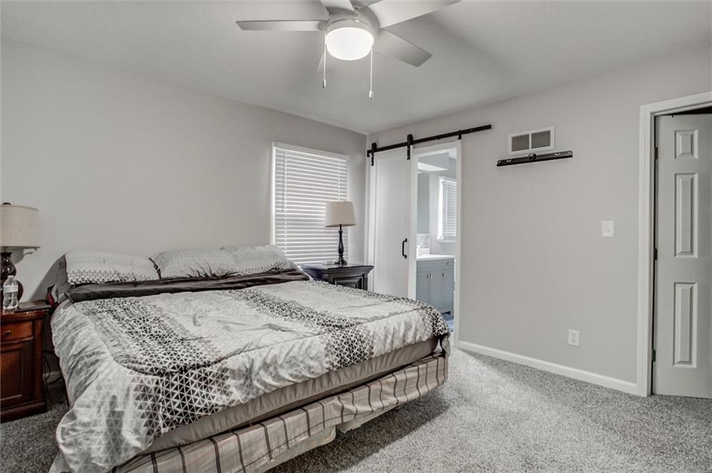 8525 Hawthorne Avenue — photo 13