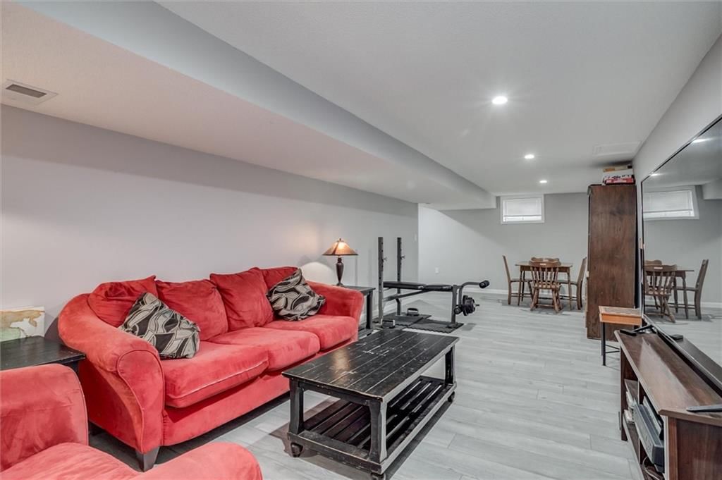 8525 Hawthorne Avenue — photo 24