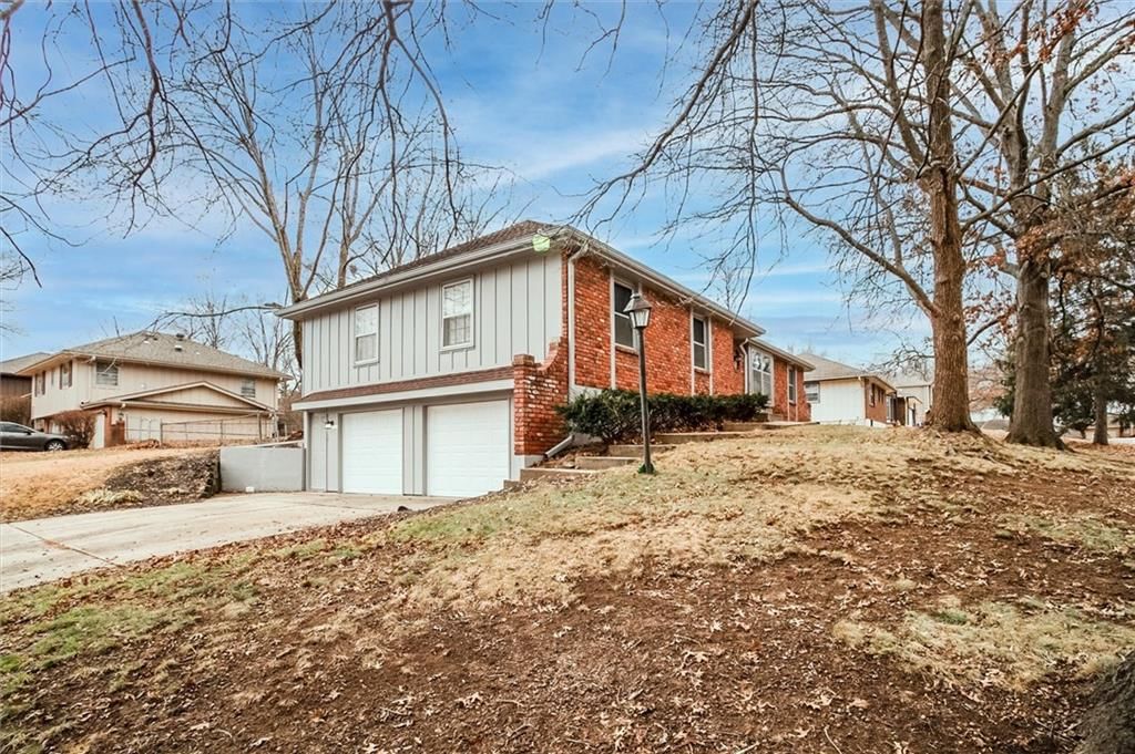 8525 Hawthorne Avenue — photo 27