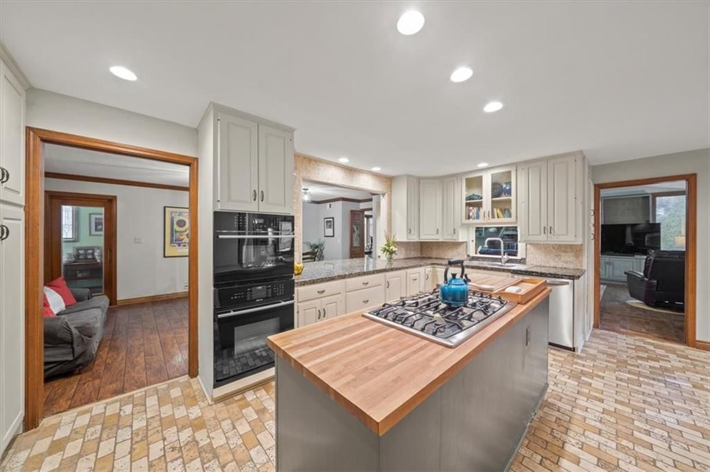 3511 W 73rd Street — photo 7