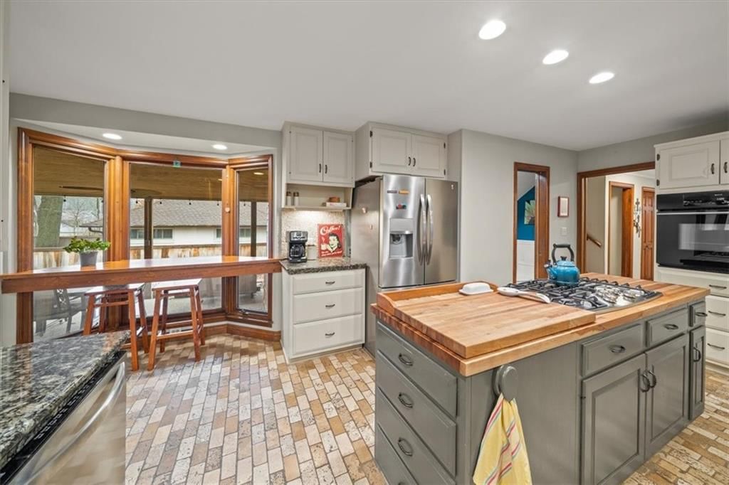3511 W 73rd Street — photo 9