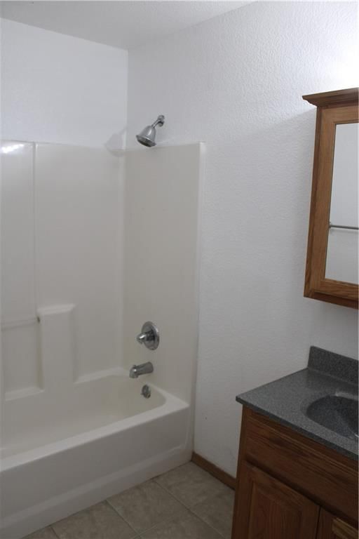 1010 E 7th Street — photo 13