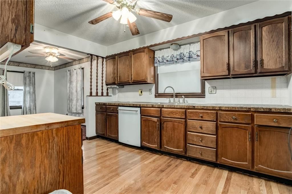2621 S Santa Fe Road — photo 12